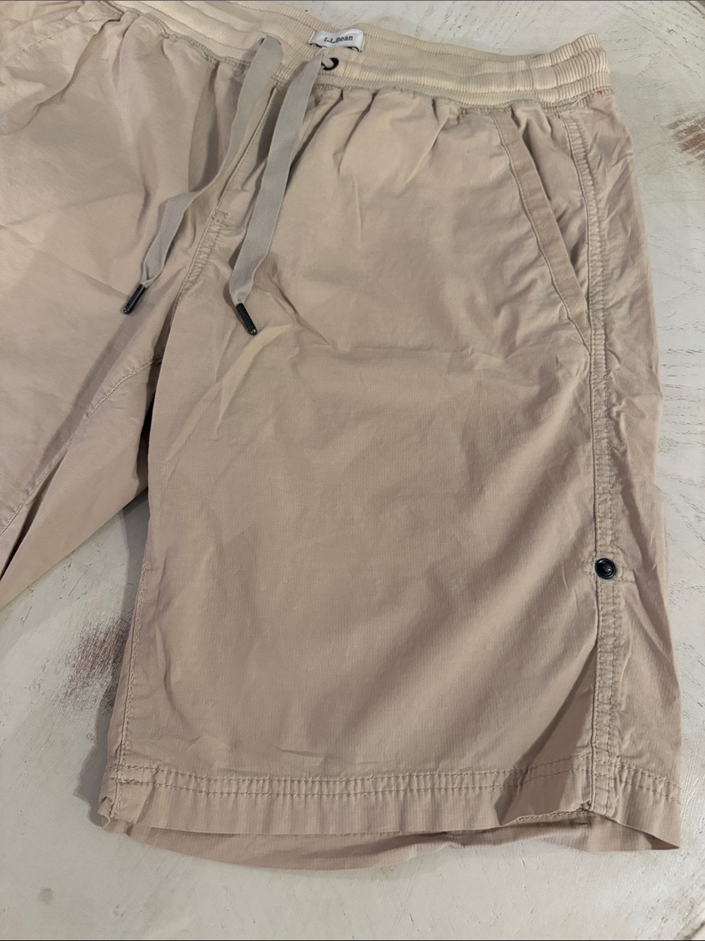 L.L. Bean women’s tan ripstop pull on utility shorts size medium - Picture 2 of 10